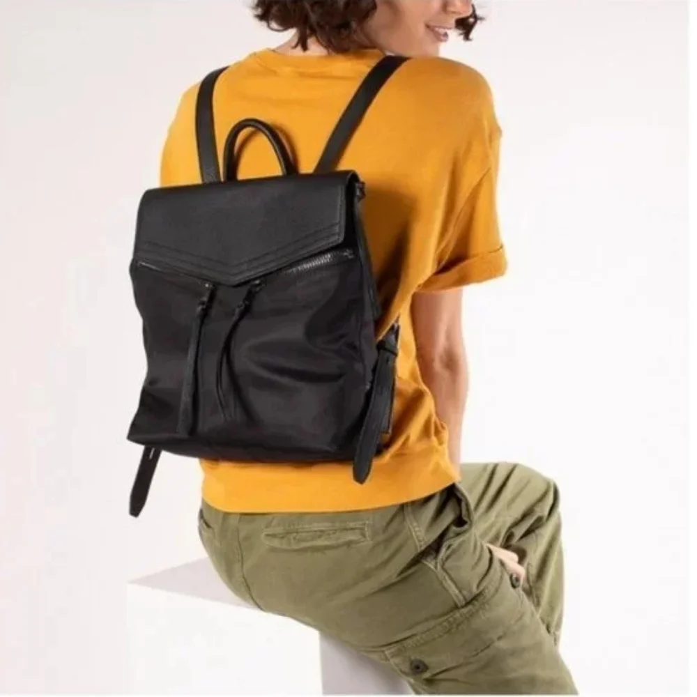BOTKIER New York Trigger Nylon Backpack Black Flap Travel‎ Campus Bag